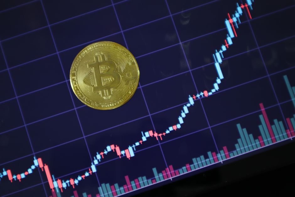 Trending Cryptos: Your Ultimate Market Guide & Analysis